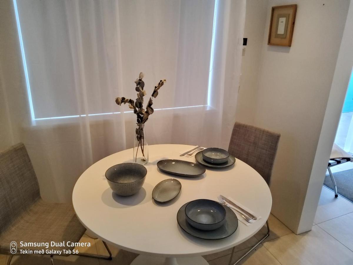 Centrum Apartment Akureyri Esterno foto